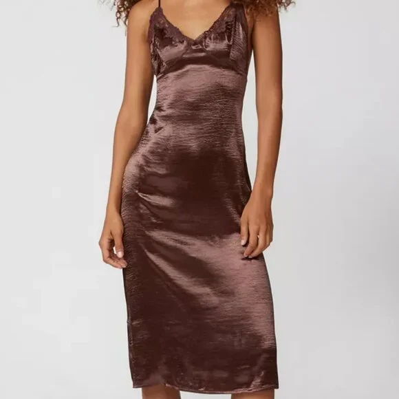 Urban Outfitters Chloe Silver Satin Slip Dress/NWT/S - Picture 5 of 15